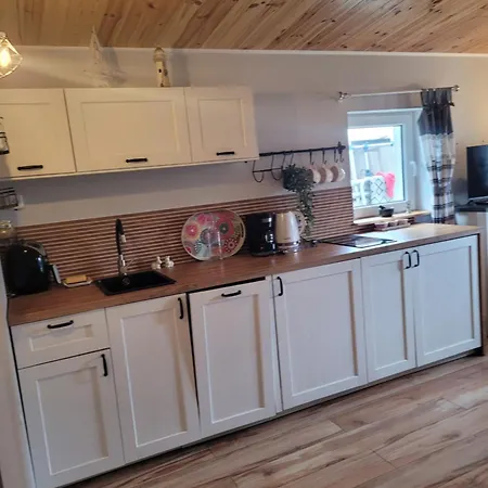 Chatki Przy Marinie Feriehus Wapnica (West Pomeranian)