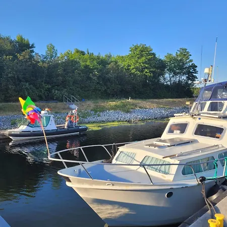 Chatki Przy Marinie * Wapnica (West Pomeranian)