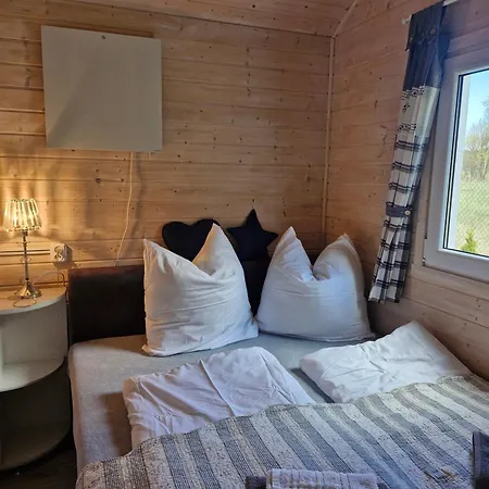 Chatki Przy Marinie Ferienhaus Wapnica (West Pomeranian)