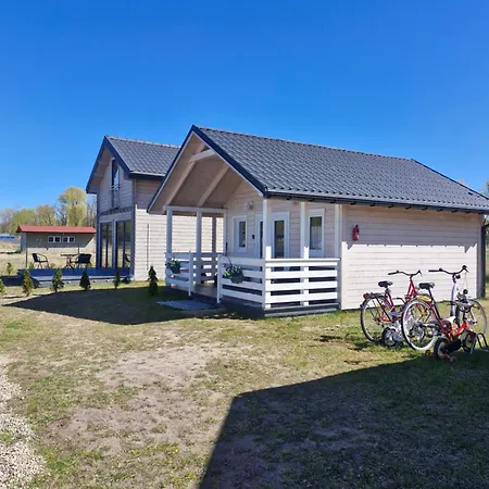 Semesterbostad Chatki Przy Marinie *