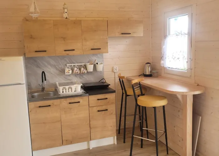 Chatki Przy Marinie Сasa de vacaciones Wapnica (West Pomeranian)